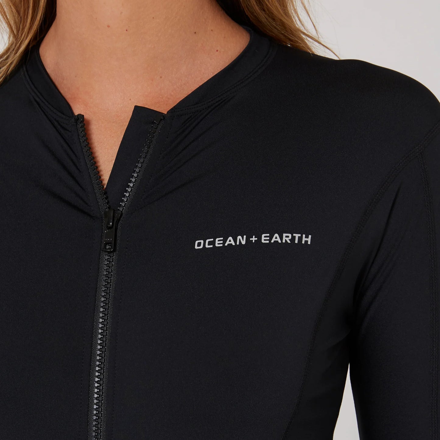 Ladies Oceana Long Sleeve Front Zip Lycra Vest